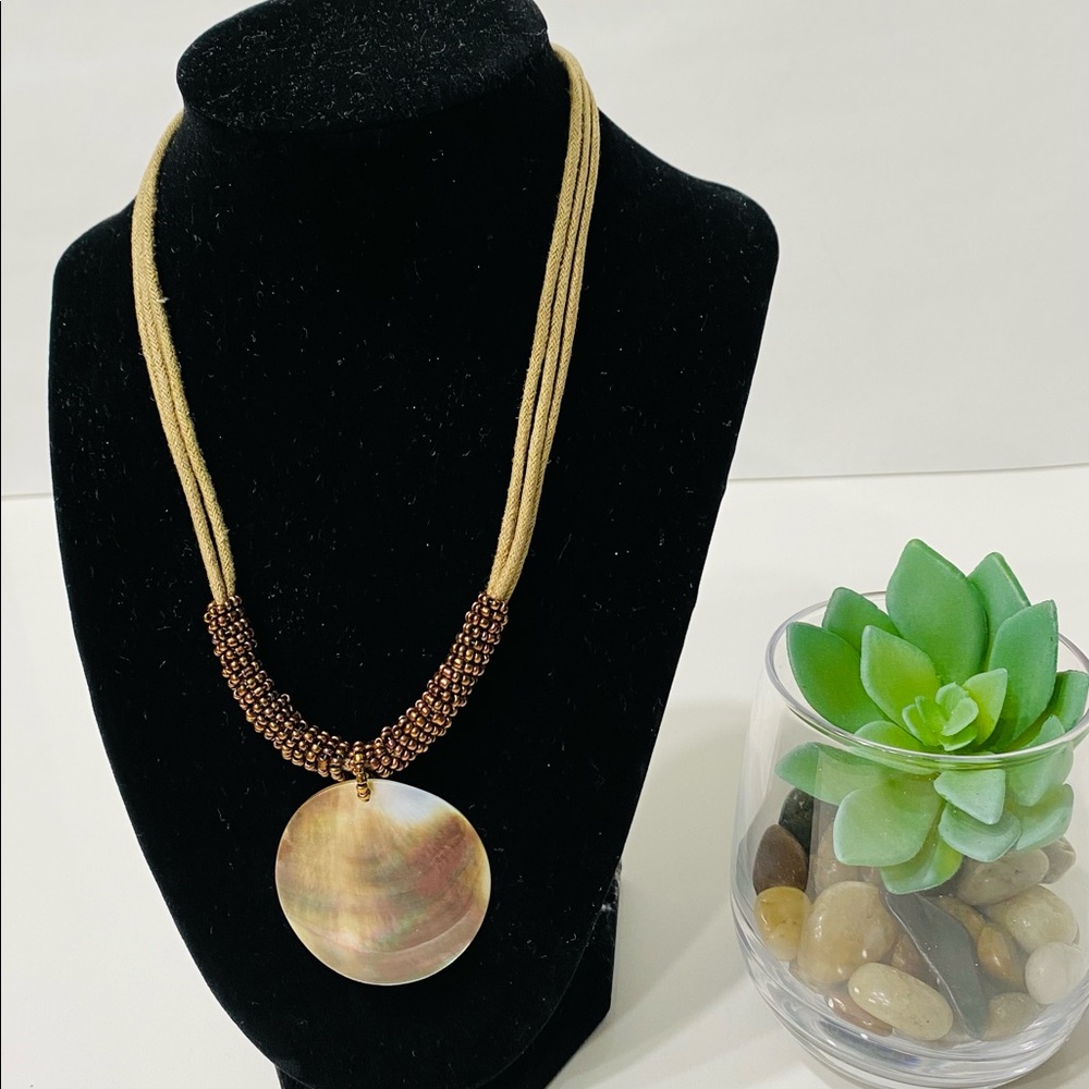 Lia Sophia Mother’s of Pearl Pendant necklace brownish Beats 3 Fords 18” long.